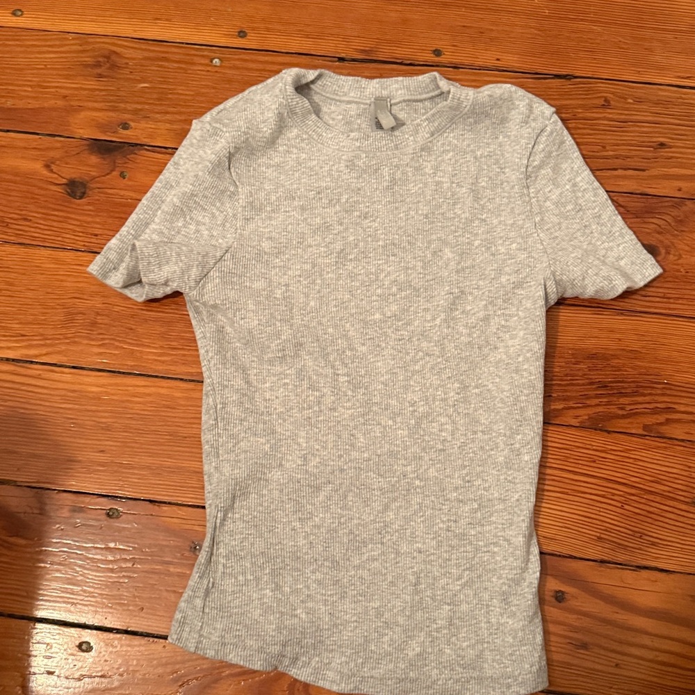 Skims Gray Ribbed Short Sleeve T-Shirt
